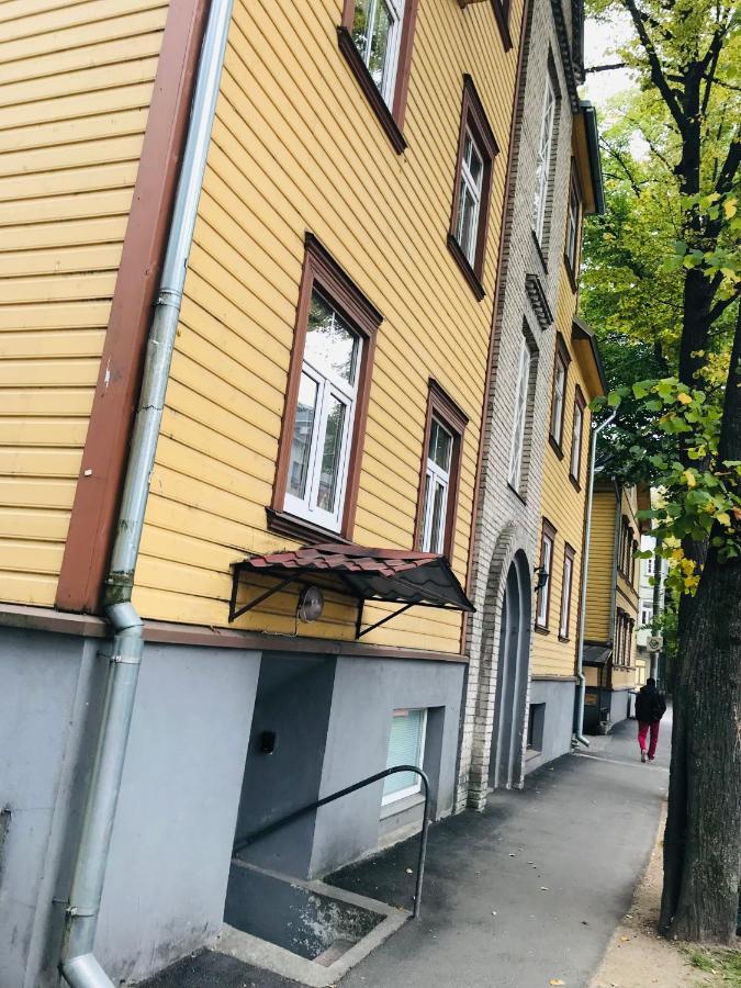Cozy Veerenni *